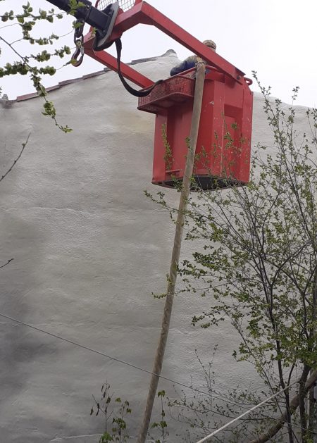 fachada blanca Aislamientos Ayara