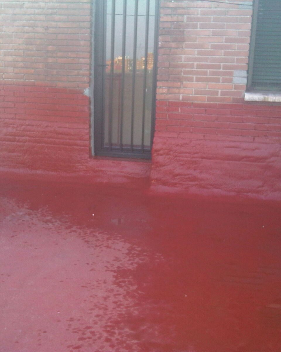 suelo rojo Aislamientos Ayara